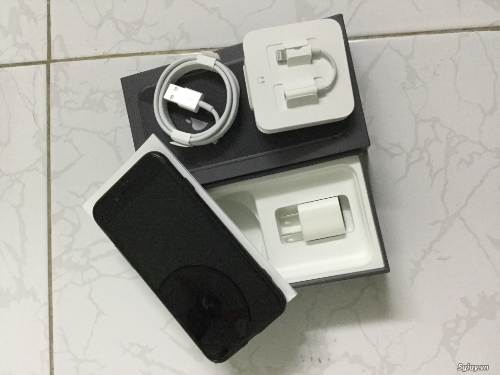 Iphone 8 grey 64G mã LL - 1