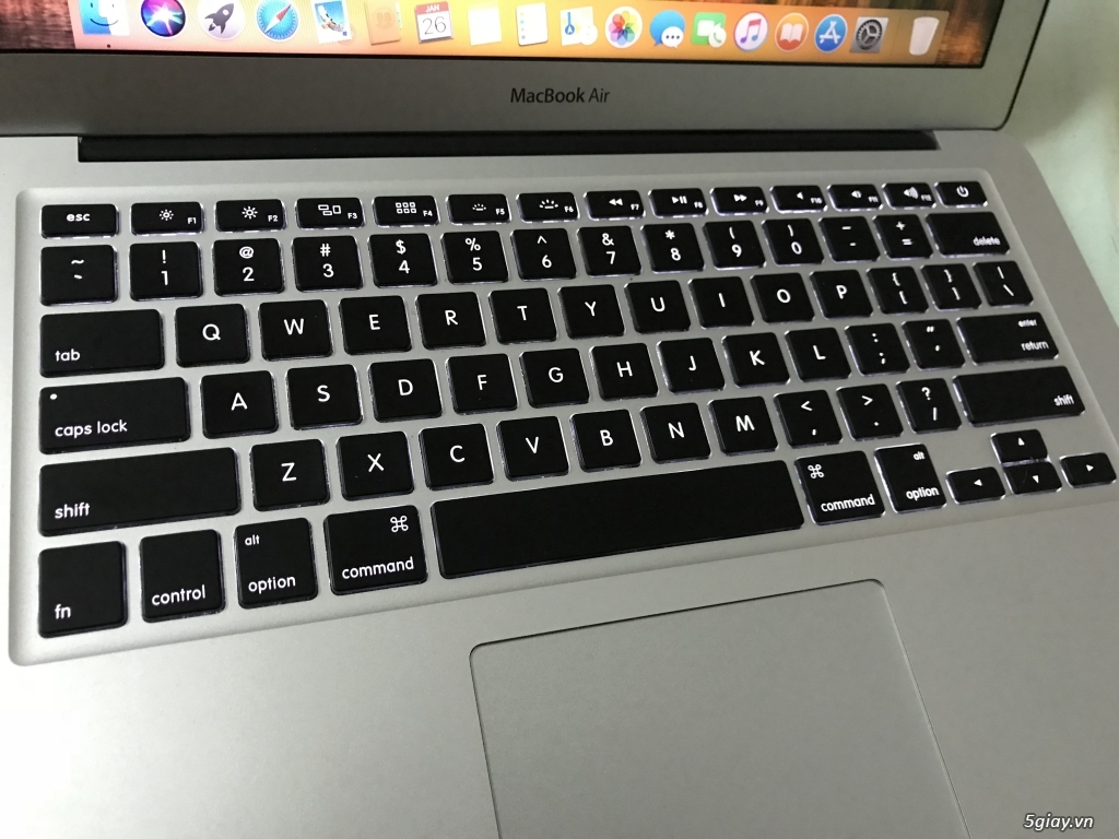 MacBook air 2015 ! 14.500.000d - 2