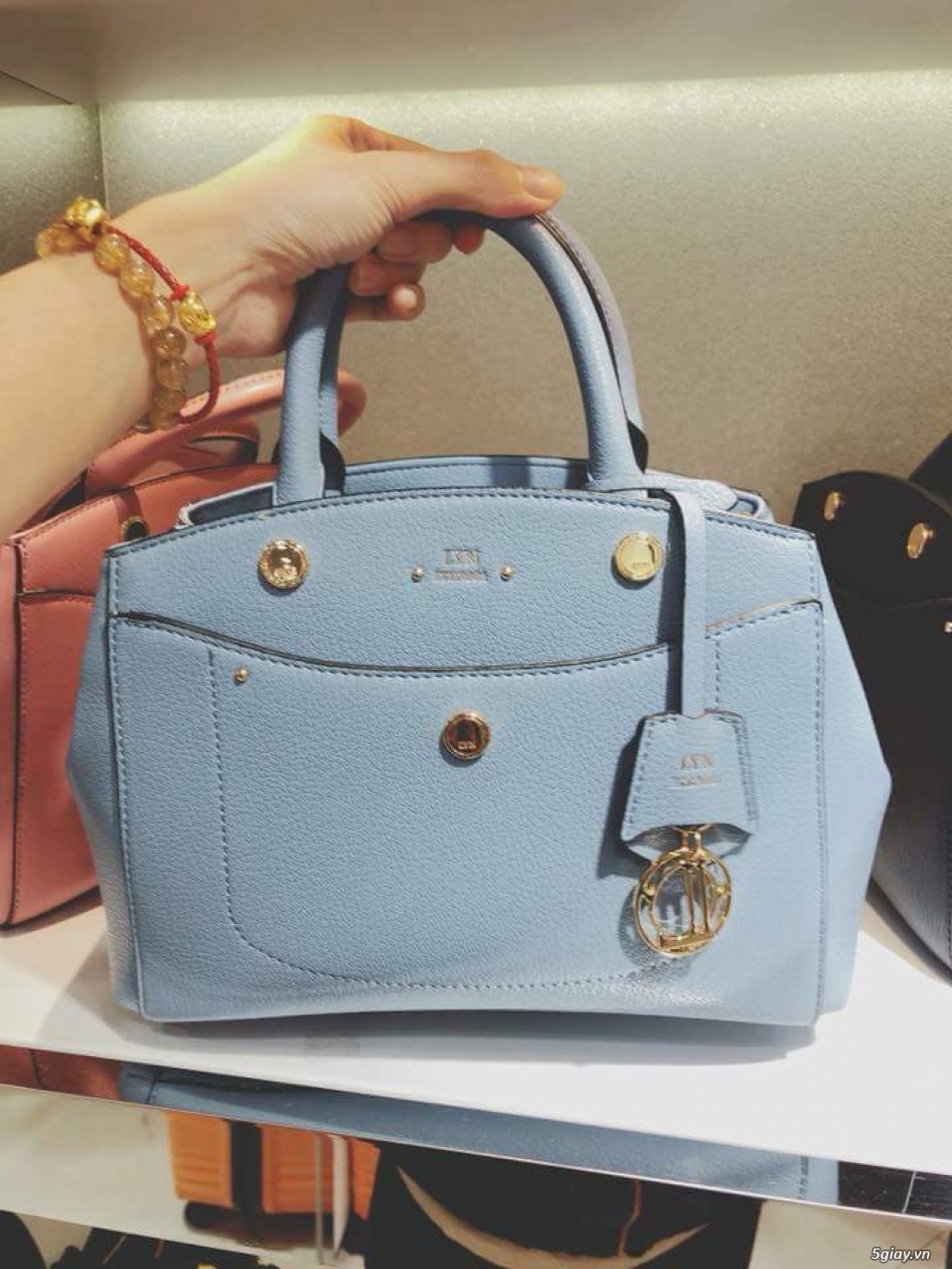 Oder LYN SALE 70% store Malay
