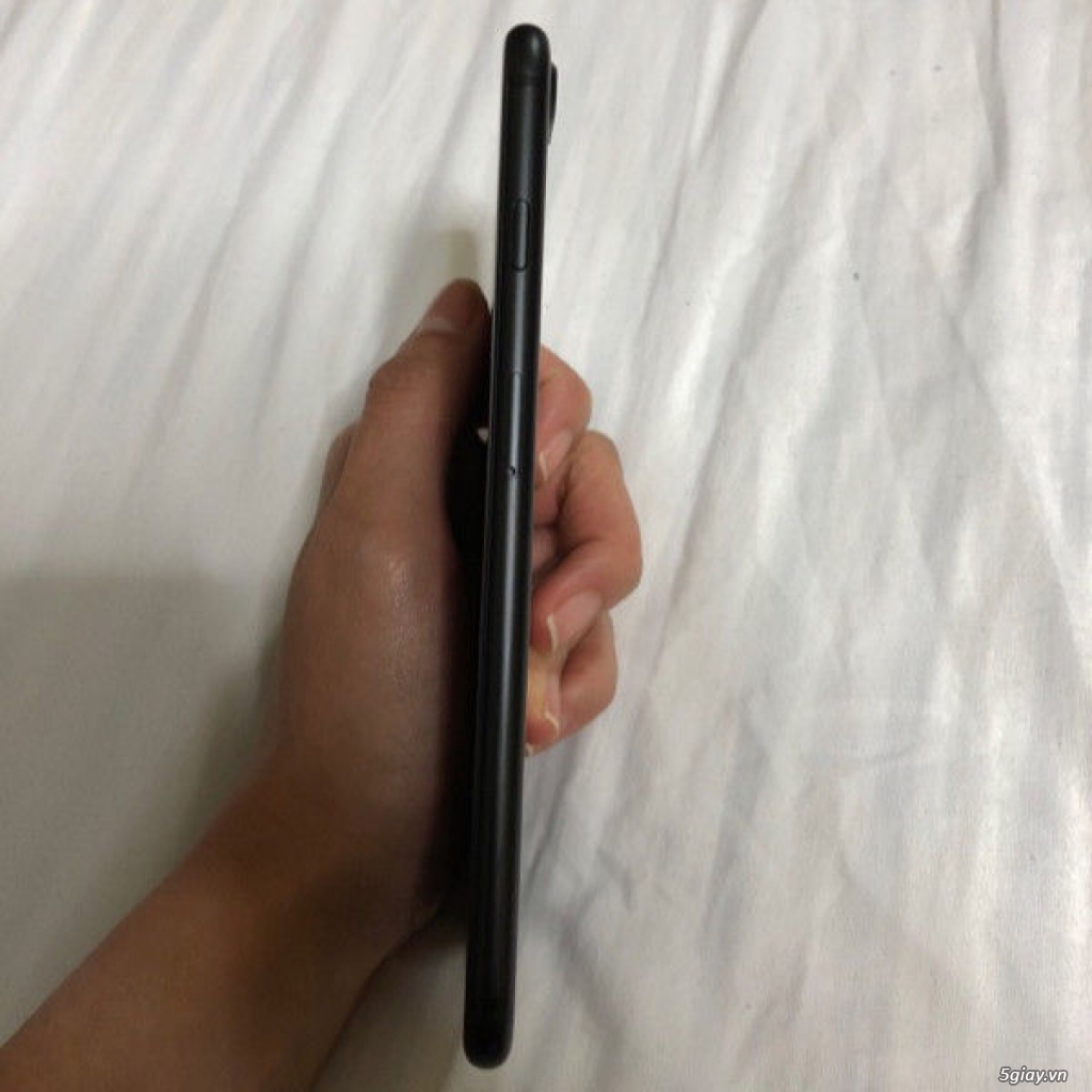 iPhone 7 Plus 128Gb Black 99% Fullbox. - 1