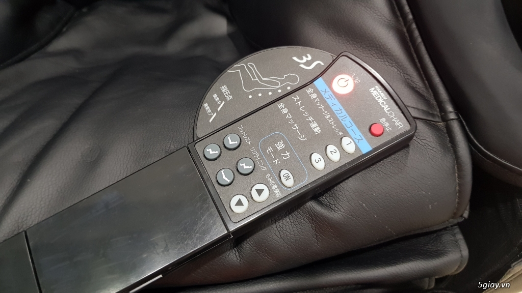 Cần bán ghế Massage Family FMC-S330 99% !!
