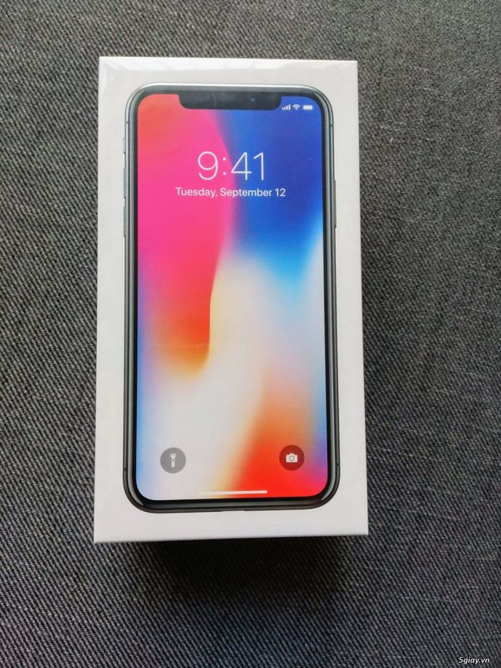 Cần bán Iphone X trắng 256G QT