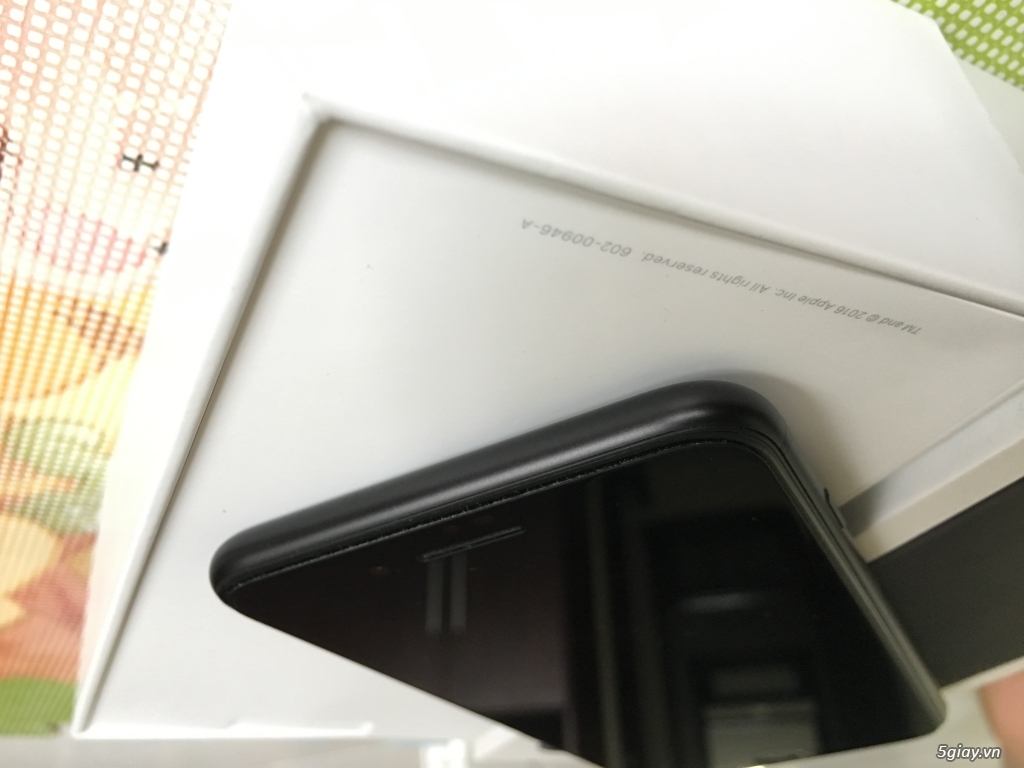 Cần bán : Iphone 7 Plus 256 GB đen nhám, Bảo hành Apple 30.6.2018 - 2