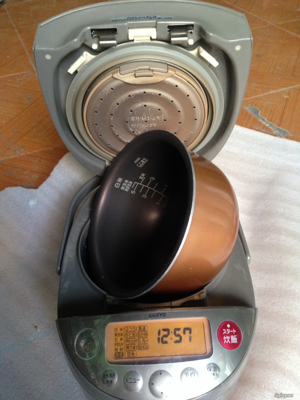 nồi cơm sanyo ruột đồng nội địa Nhật - 2