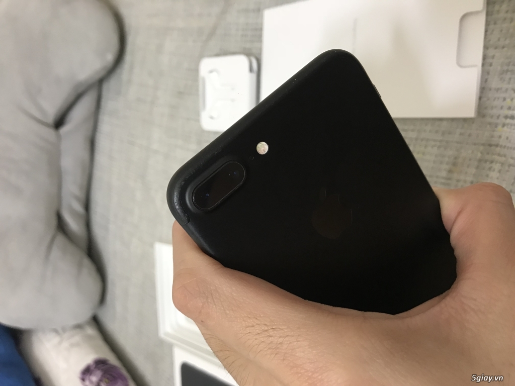Iphone 7plus 128 Matte Black 99% PHỤ KIỆN CÒN CHƯA SỬ DỤNG