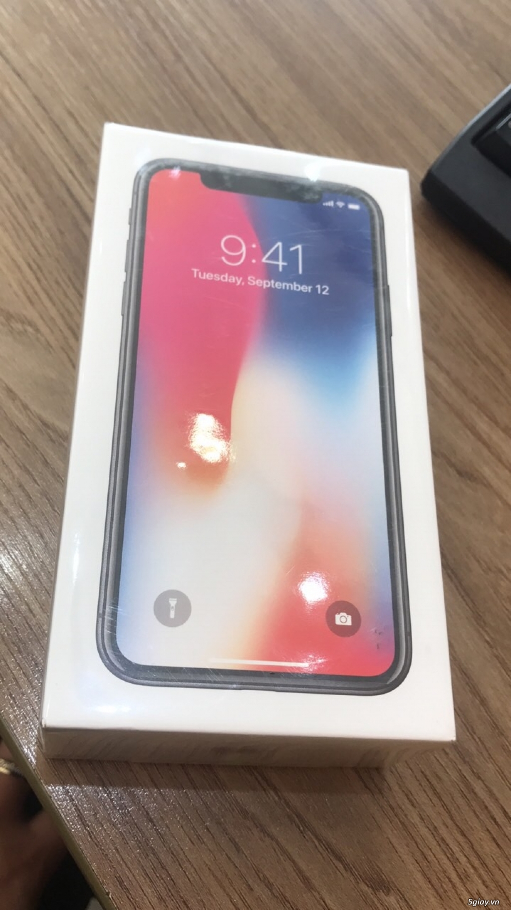 Bán iphone X đen chính hãng mobifone 64g nguyên seal full box