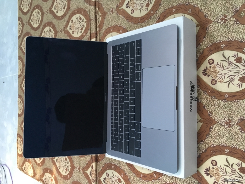 Cần bán: Macbook Pro 13' - 256G 8G như mới 99.99% - 2