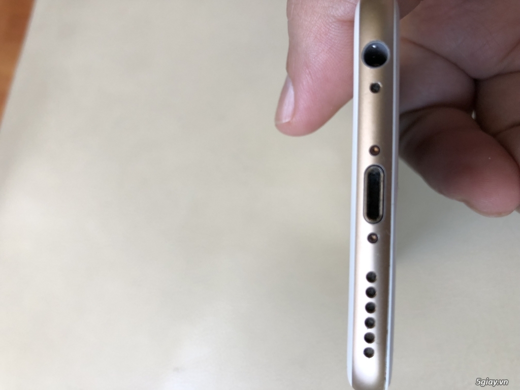 Cần bán iphone 6 màu vàng 16G
