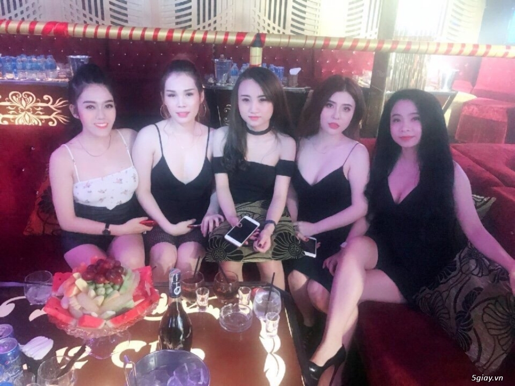 Mấy ngày nay ấm ức chuyện sư thầy đi góp từ thiện