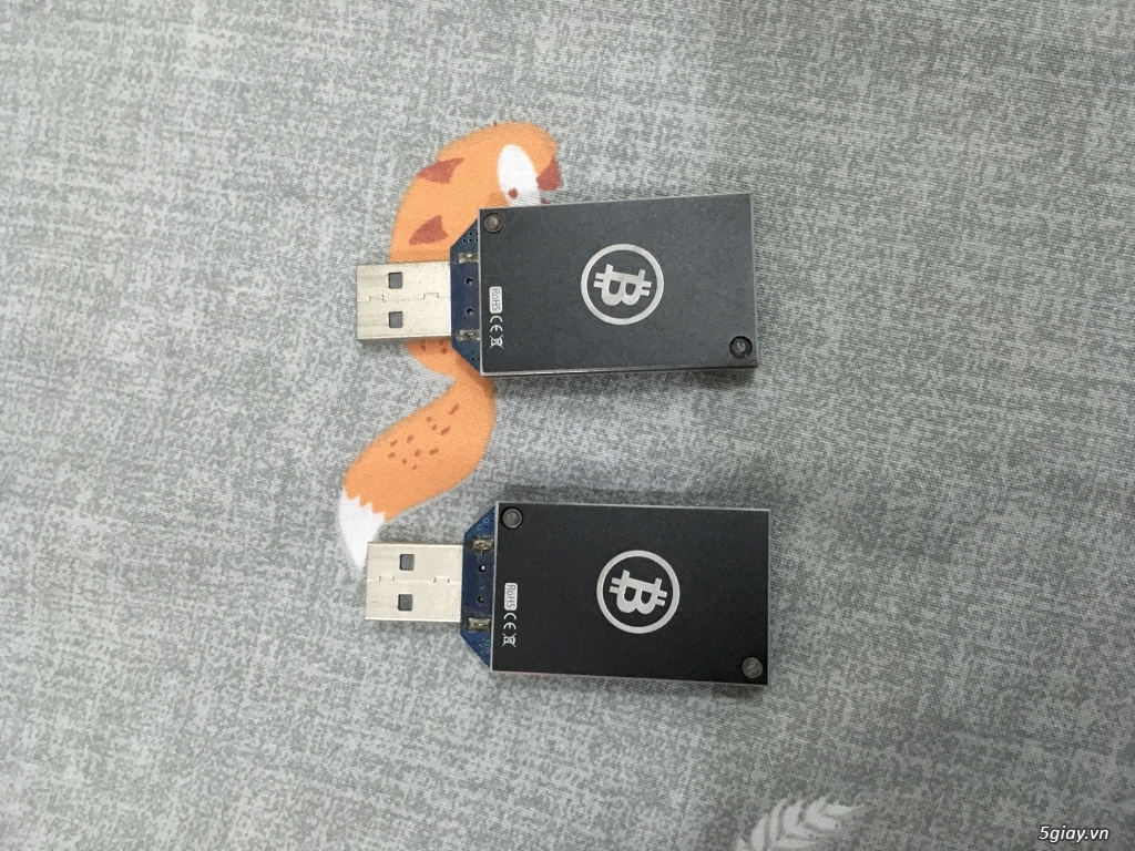 cần bán nhanh hai con usb Bitcoin - 1