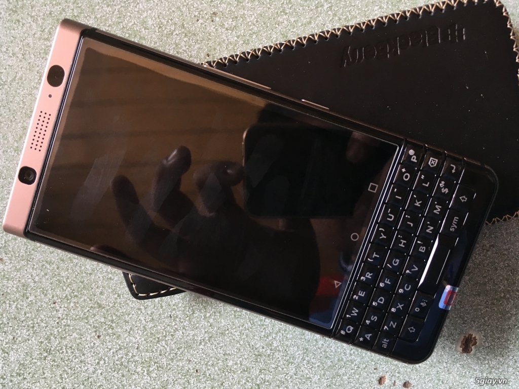 Blackberry keyone bronze 2 sim, còn bh 12thang - 1