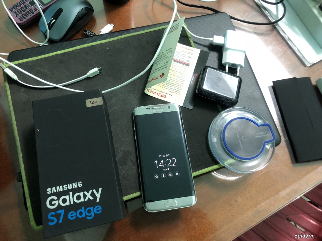 Cần bán samsung s7 edge titan 99,9% - 2