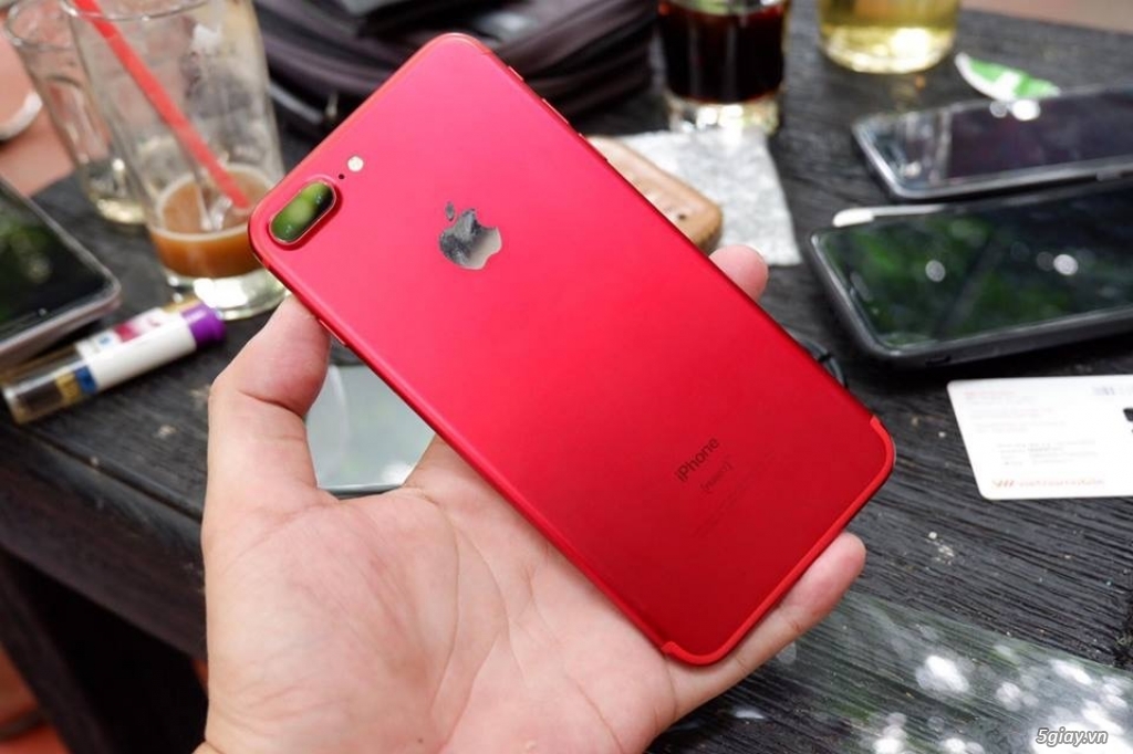 iPhone 7 Plus RED 128gb  còn BH 21-4-2018 - 1