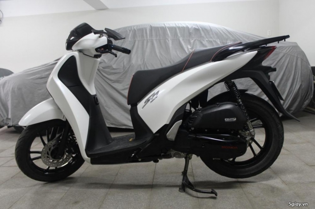 xe sh giá 1,5 tỉ đúng bệnh