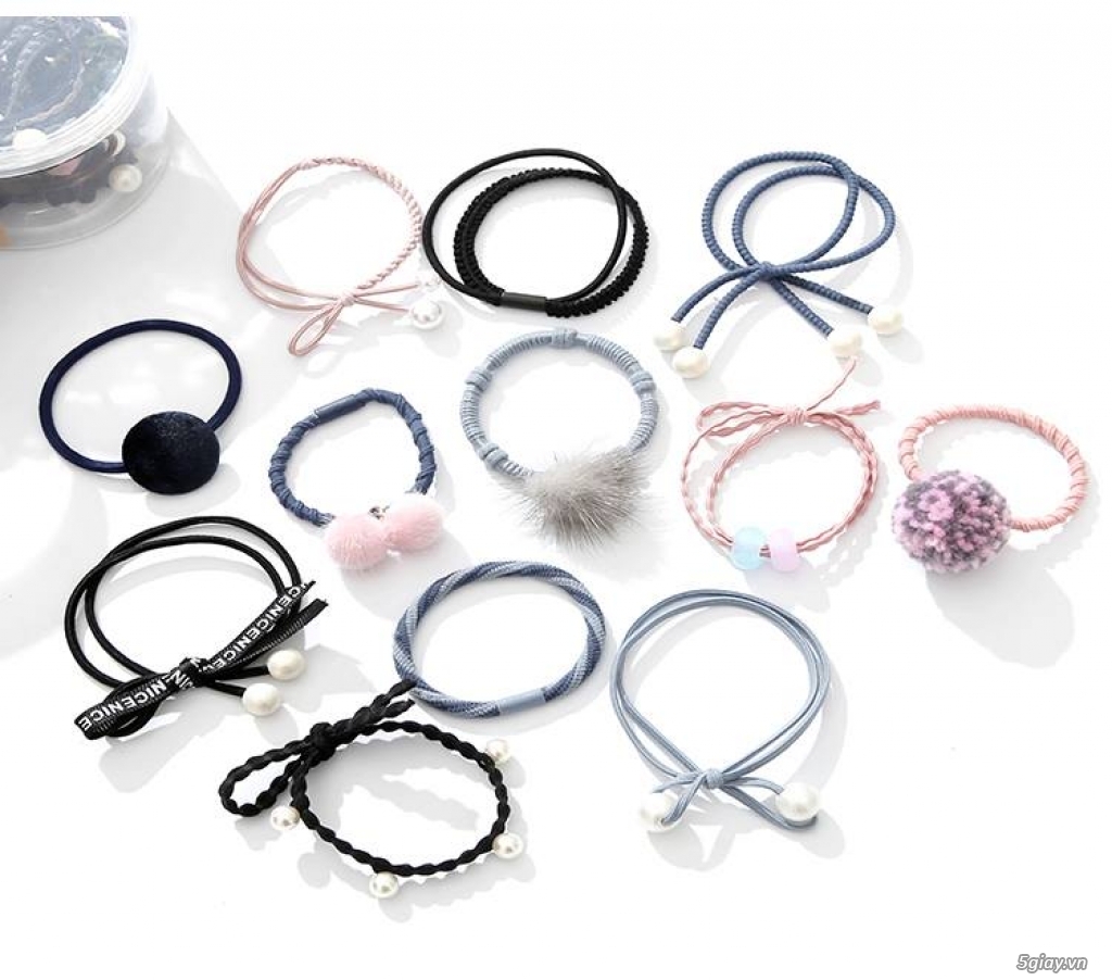 Cột tóc siêu cute  1 hộp từ 12 đến 9 cái giá sinh viên học sinh