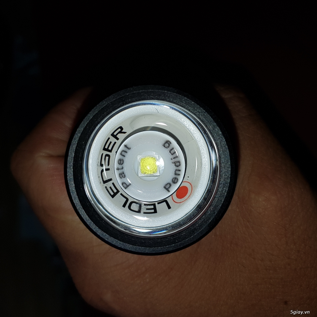 Cần bán đèn pin led lenser P7R - 3