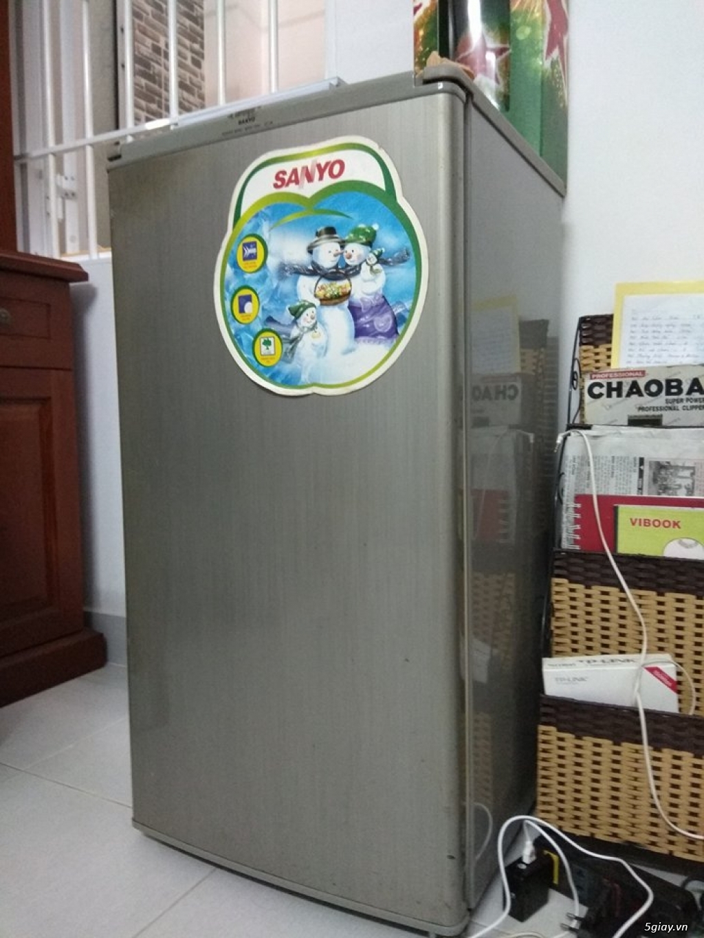 Tủ lạnh SANYO 90L đang sử dụng tốt