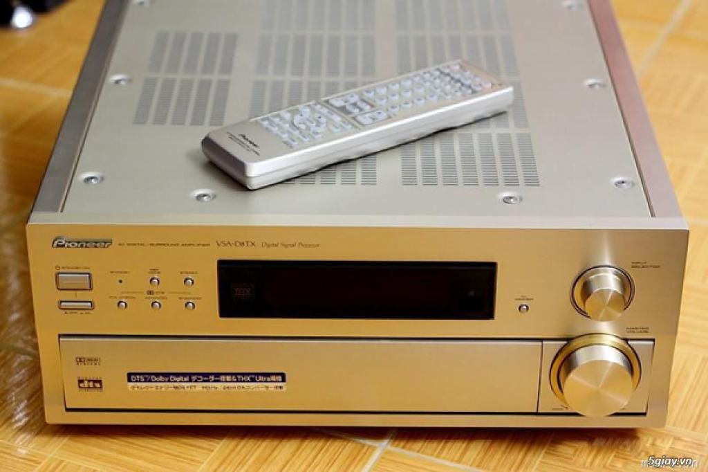 PIONEER REVCEIVER D8 XT BÁN NÈ