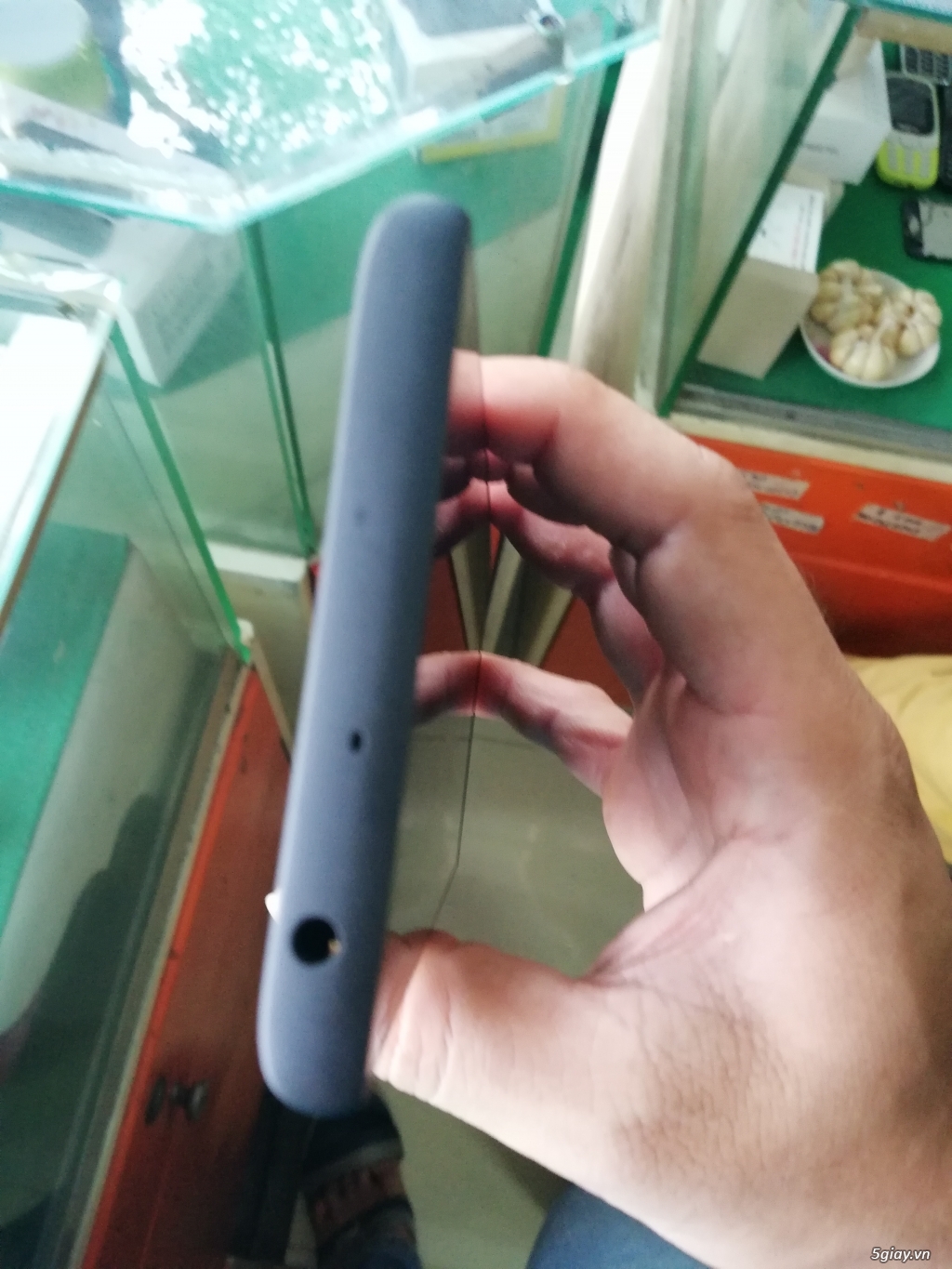 sony L1 dual - 1