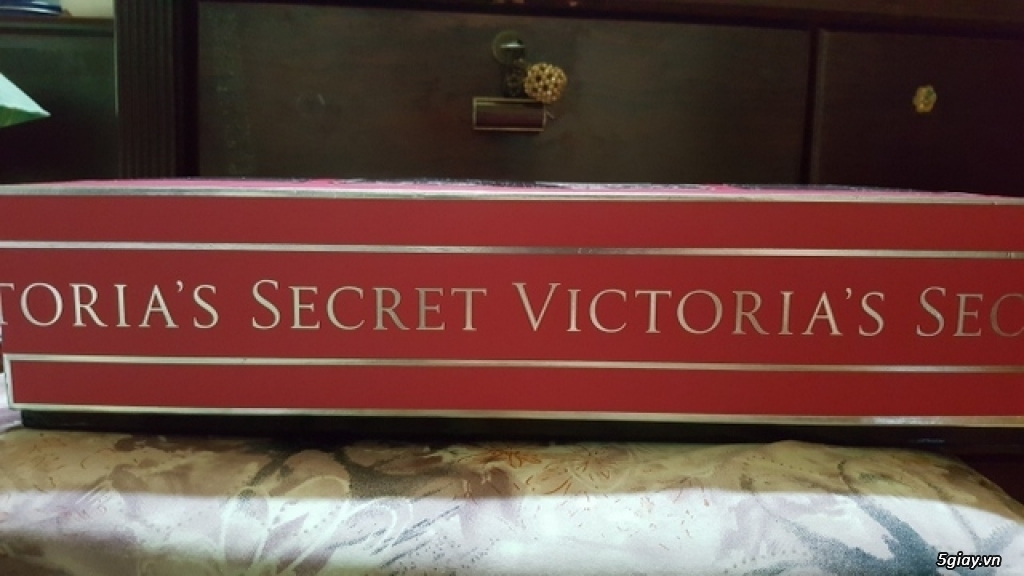 Bán Set nước hoa Victoria's Secret Bombshell (4 món) xách tay Mỹ