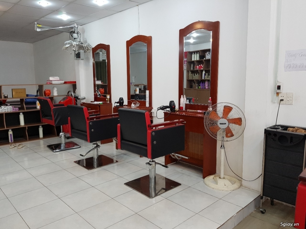 Sang tiệm salon nữ ở Bình Tân 135triệu(gồm cọc 2 tháng; 12tr5/tháng) - 1