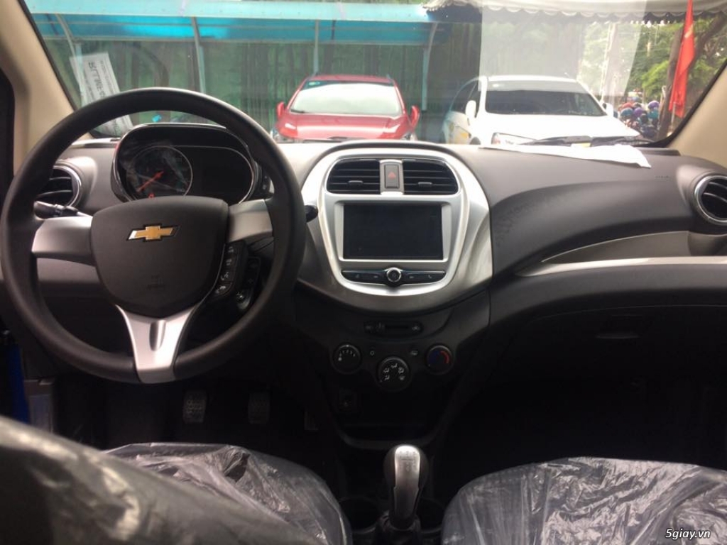 Chevrolet Spark  KM 25 tr, chỉ thêm cần 50tr, nhận xe ngay - 7