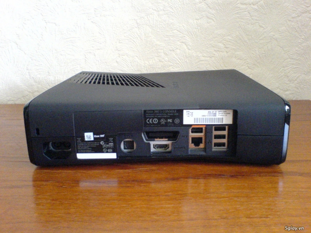 Cần bán xbox 360 slim 250 gb date 2011 2 tay cầm wireless - 2