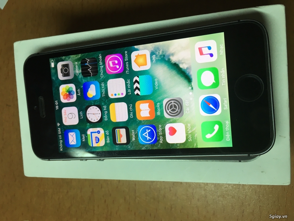 iPhone 5s quốc tế .nguyên zin 16 gb