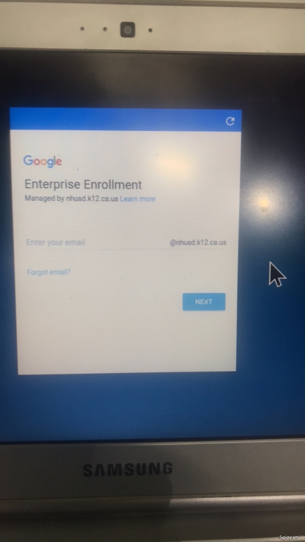 Chromebook Samsung XE303C12 cần bán