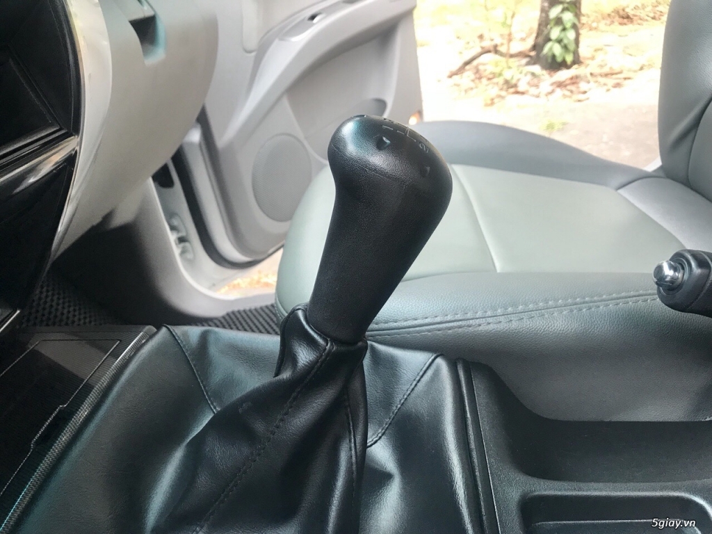 Xe Mitsubishi Pajero sport 2.5 MT đăng kí tháng 1/2017 - 12