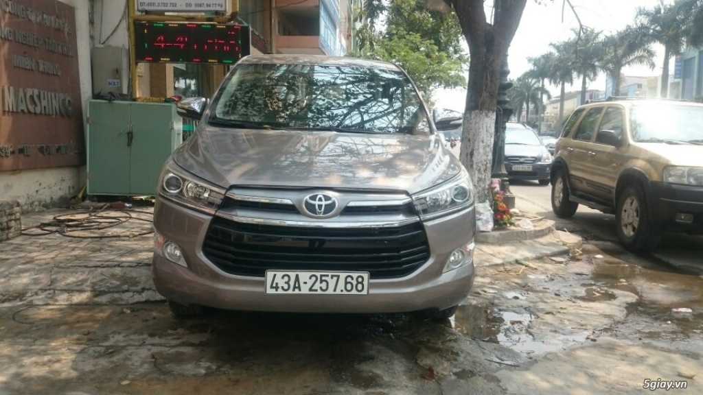 Cho thuê xe tự lái giá rẻ Đà Nẵng-Vitraco-0905.726.726