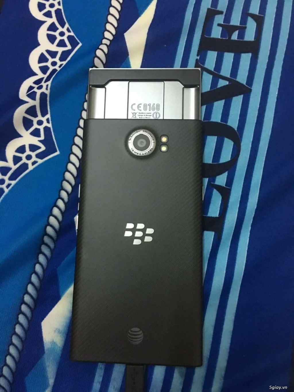 Blackberry priv fullbox như mới - 2