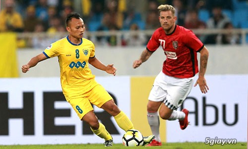 Bùi Tiến Dũng chơi xuất sắc, giúp Thanh Hoá hoà ở AFC Cup - 3