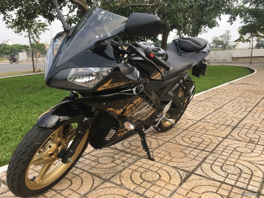 Yamaha R15, bản V2, - 1