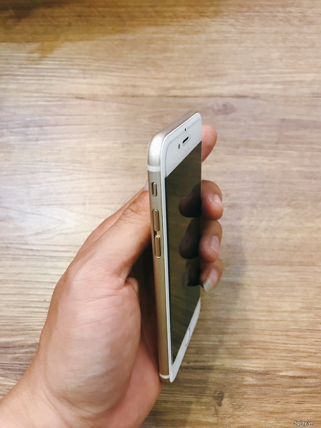 Iphone 6 đẹp k tì vết giá rẻ bèo