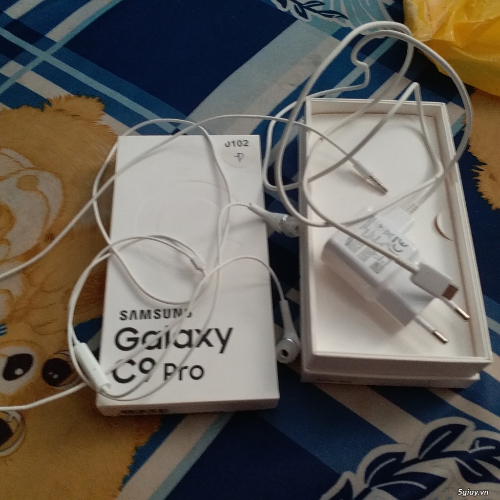 Cần bán 1 samsung galaxy c9pro