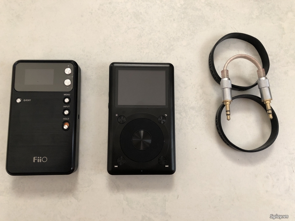 Bán máy nghe nhạc Fiio X1 + Amp Dac Fiio E17