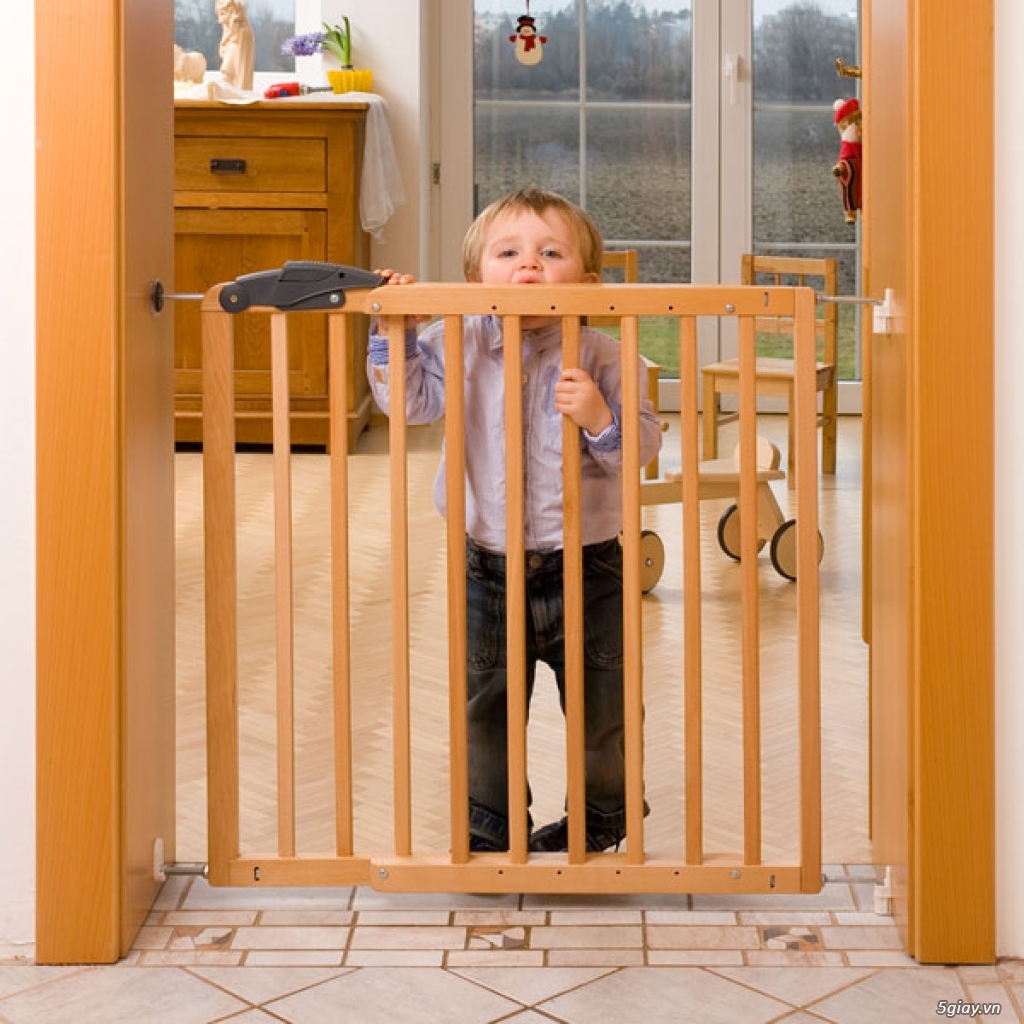 mua chặn cầu thang ở đâu
