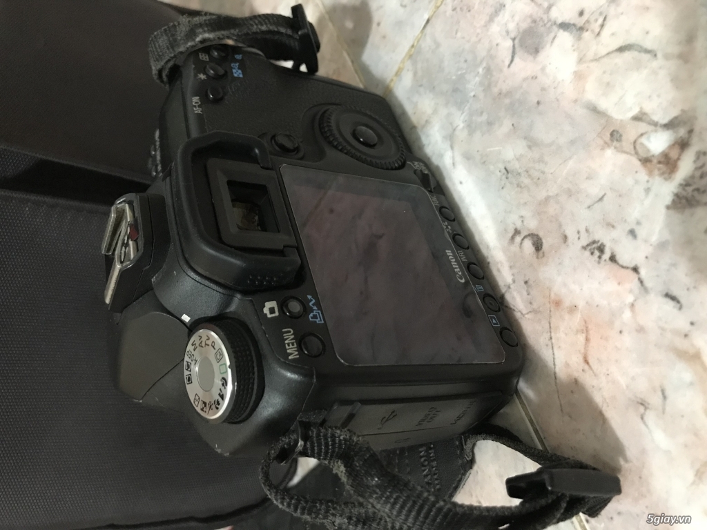 Cần bán canon 50d và lens kit + 2pin 1 sac