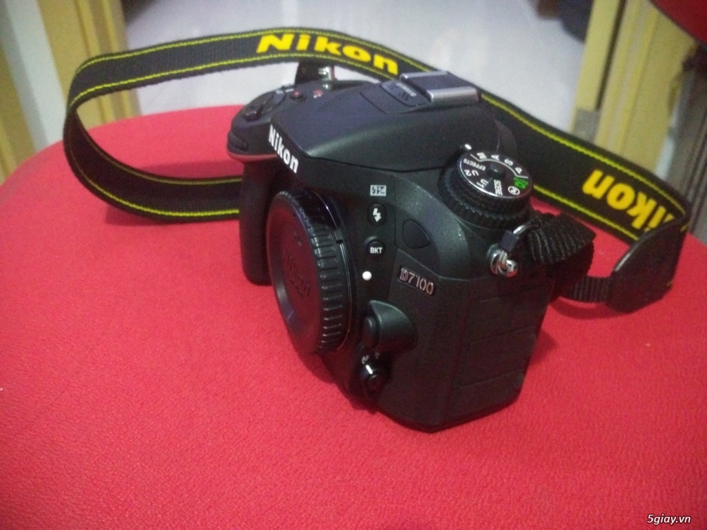 Bán Nikon D7100 2,5k shot fullbox