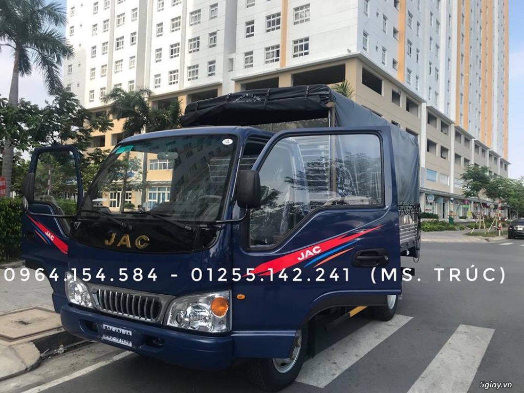 Bán xe tải JAC 2.4t thùng dài 3m75, hỗ trợ trả góp 85% giá trị xe. - 1