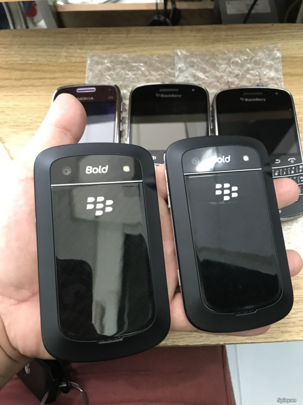 Thanh Lý Blackberry 9930 đẹp 650k - 1
