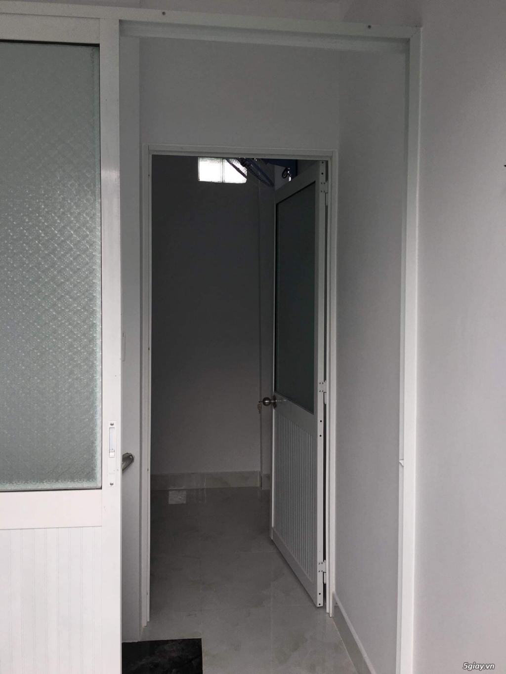 Bán nhà mới xây