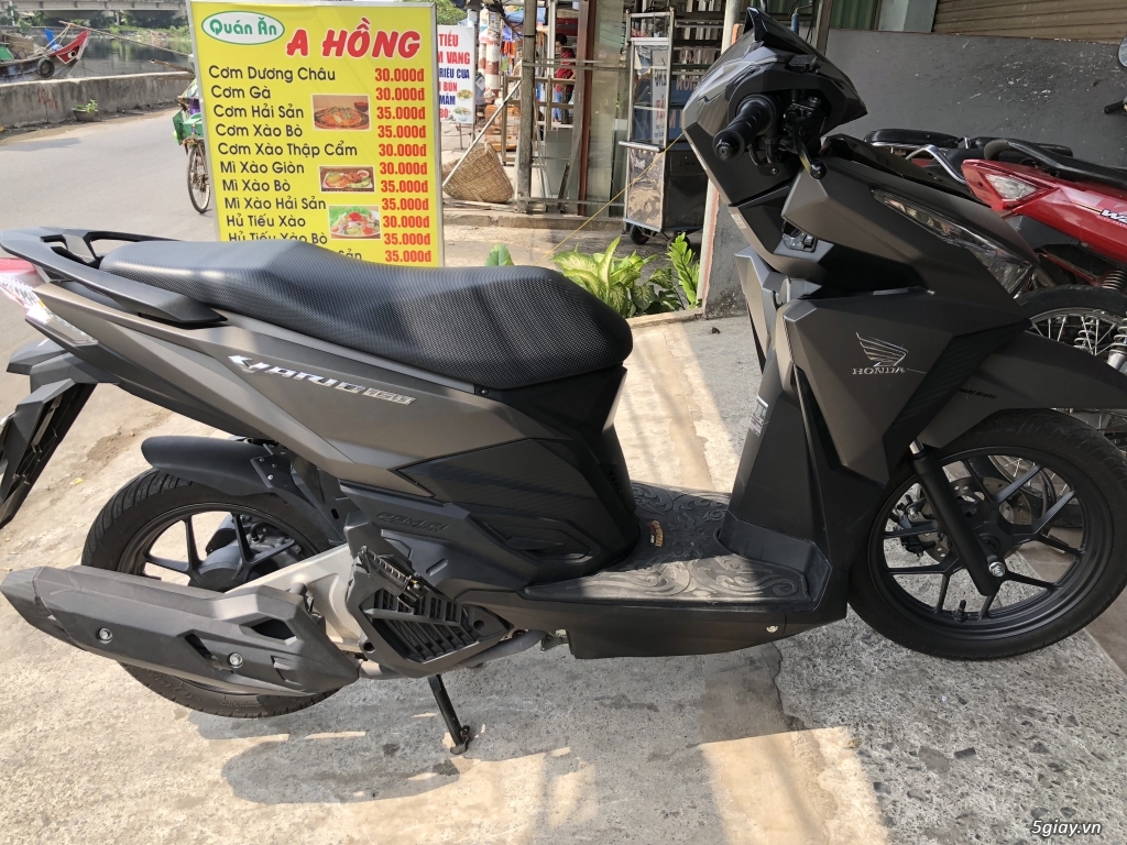 Cần bán vairio vàng cát dk t10/2017 odo 1800km - 3