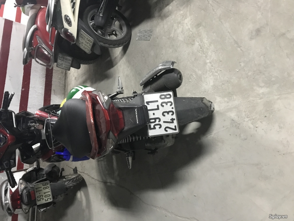 Minh can ban chiếc ab 2011 - 2