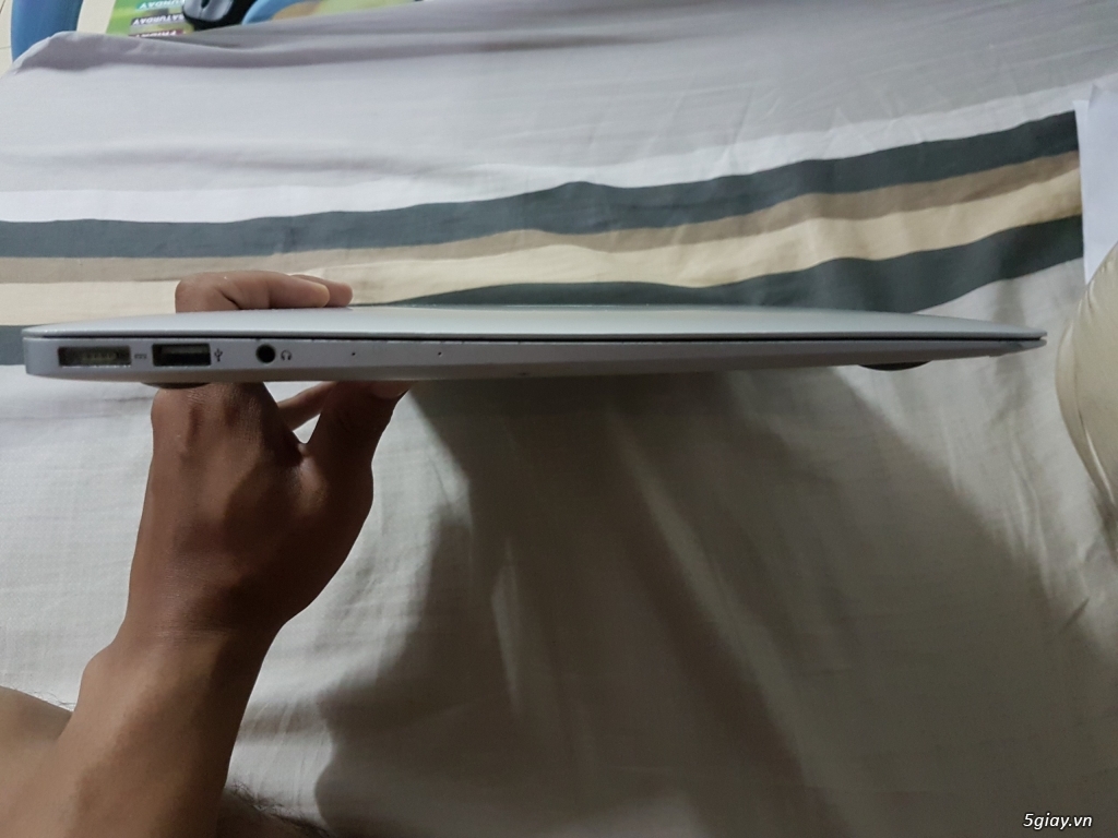 Macbook air 13 inch 2014