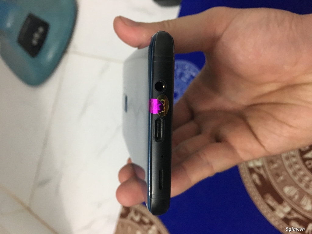 Can ban con Samsung S9+ hàng Singapore