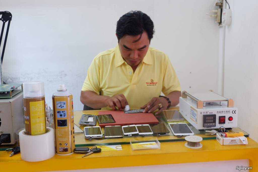 Cửa hàng TH Mobile chuyên: - 5