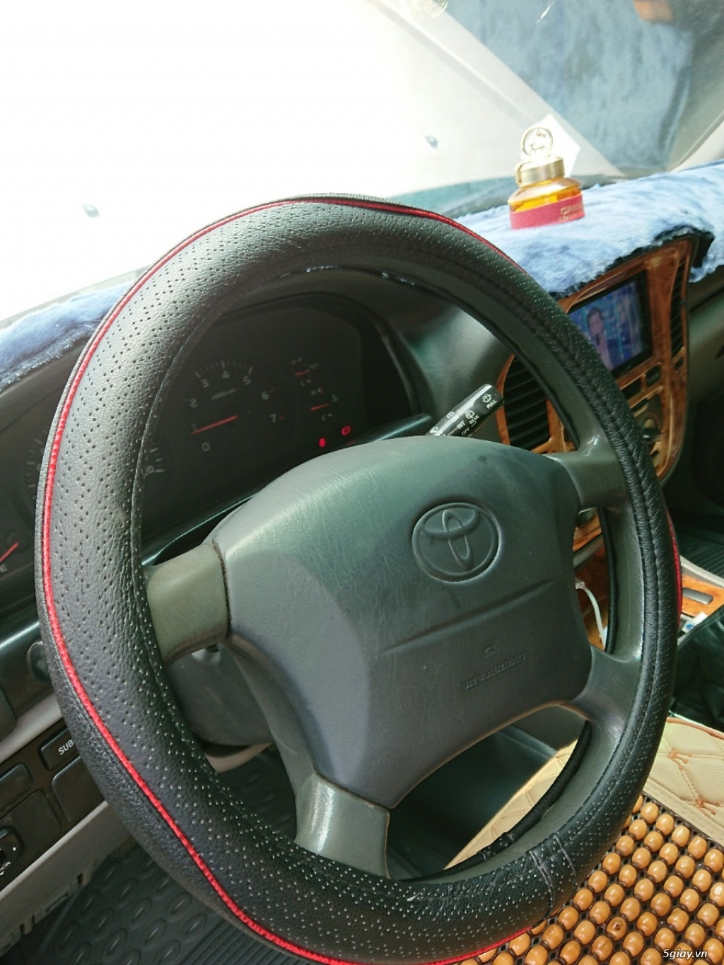 cần bán xe toyota lancruiser đời 2000