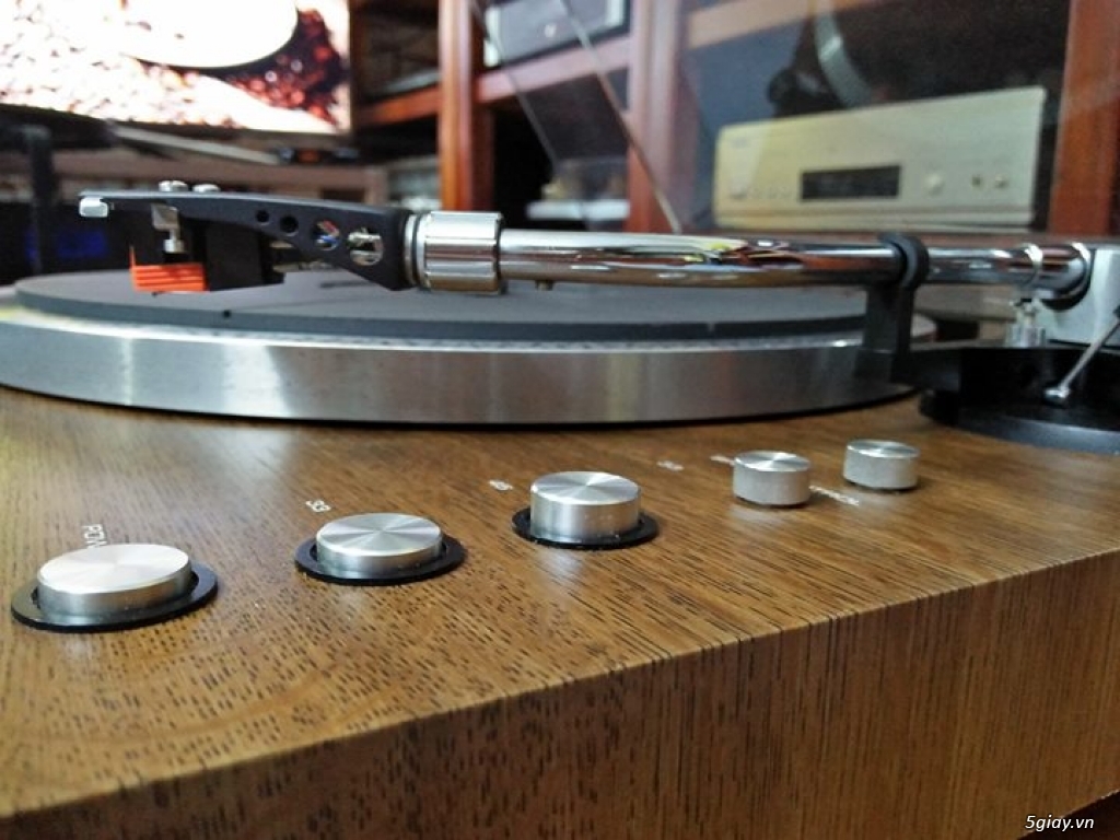 Cần bán TURNTABLE(MÂM) THAN YAMAHA - 2